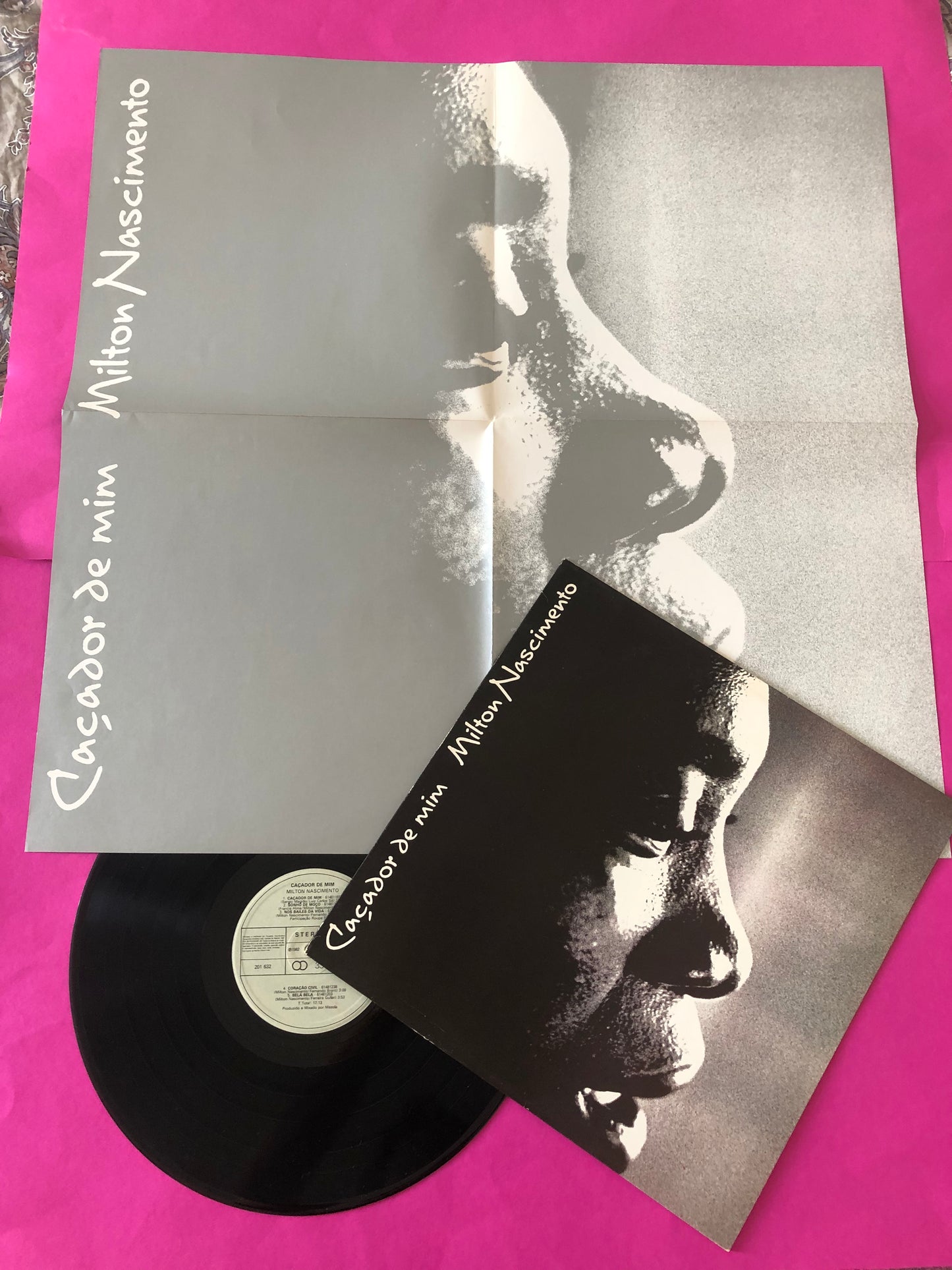 Milton Nascimento : Caçador De Mim (LP, Album, RE, RP)