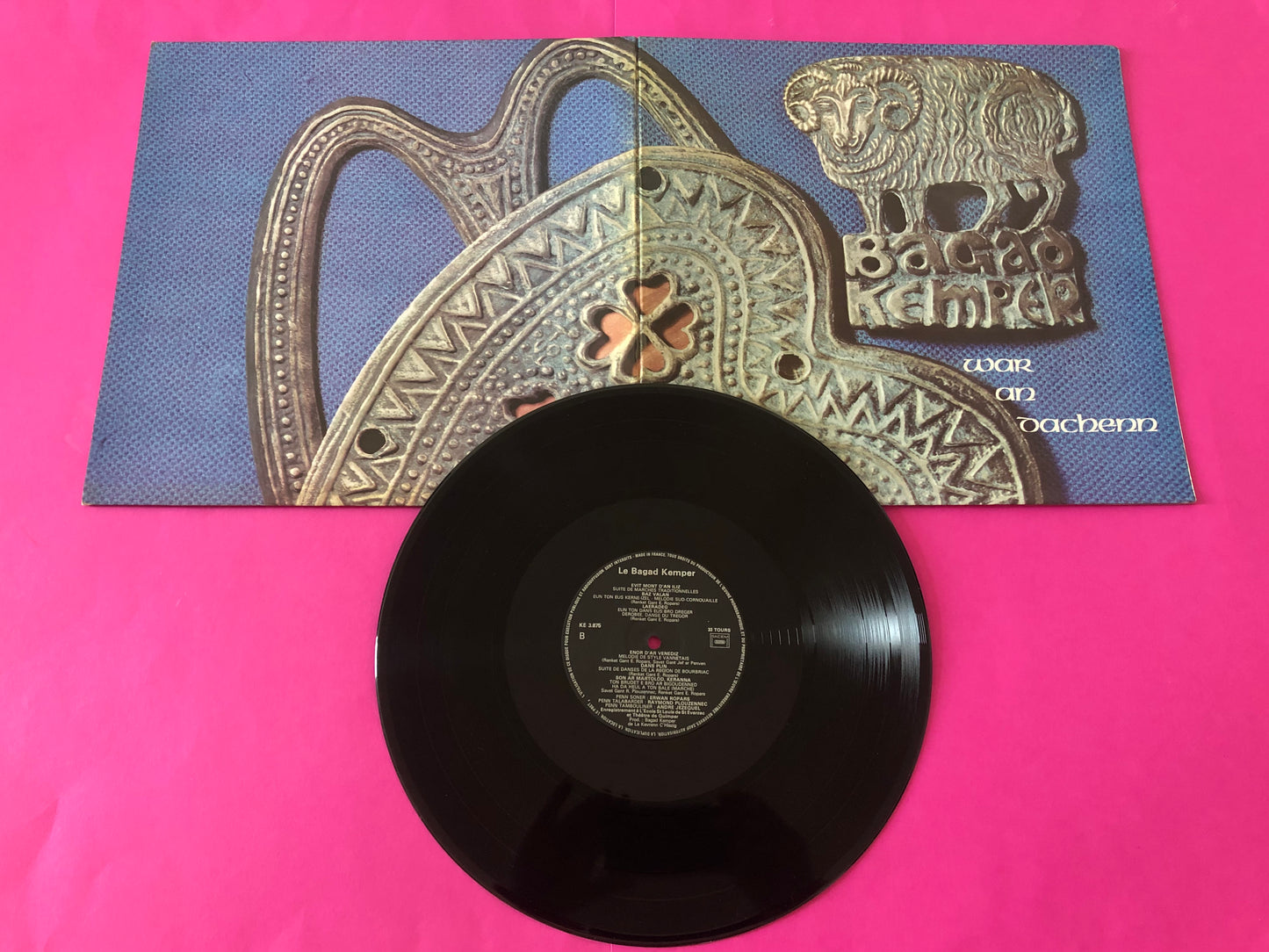 Bagad Kemper : War An Dachenn (Musique Sur La Place) (LP,Album)