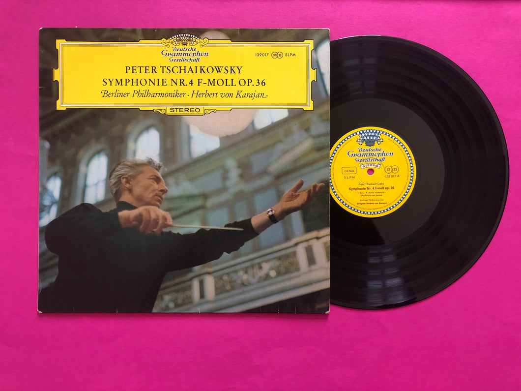 Pyotr Ilyich Tchaikovsky, Berliner Philharmoniker · Herbert von Karajan : Symphonie Nr. 4 F-moll Op. 36 (LP,Stereo)
