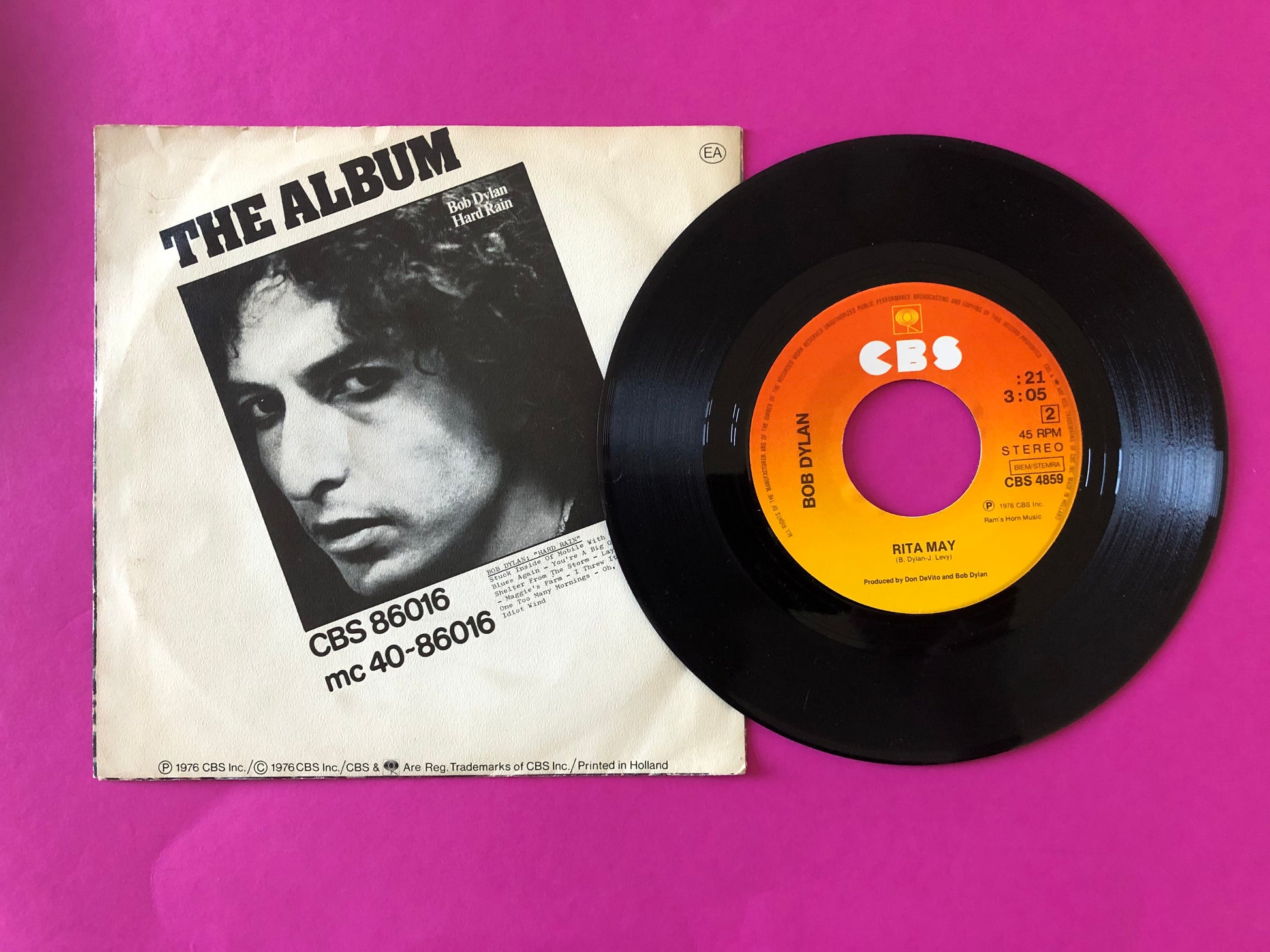 Bob Dylan : Stuck Inside Of Mobile With The Memphis Blues Again / Rita May (7",45 RPM,Single,Stereo)