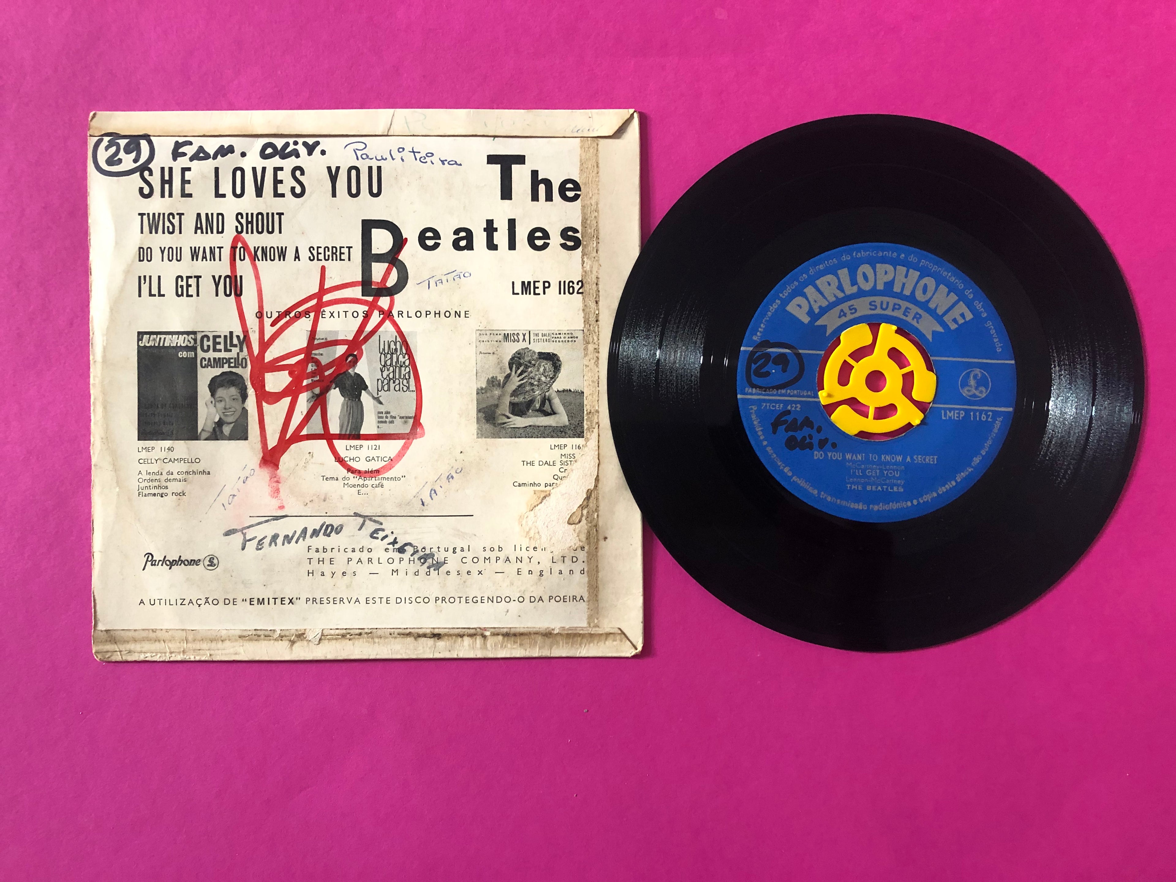 The Beatles : She Loves You (7", EP)