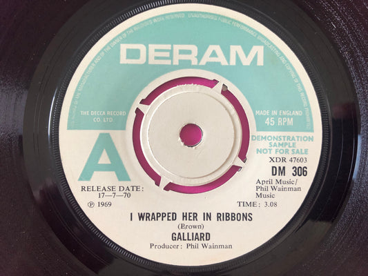 Galliard : I Wrapped Her In Ribbons (7", Single, Promo)