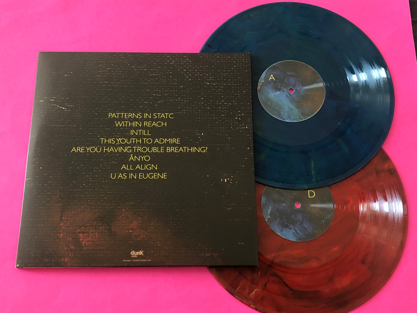 Feed Me To The Waves : Intill (LP, Blu + LP, Red + Album, Ltd, RP)
