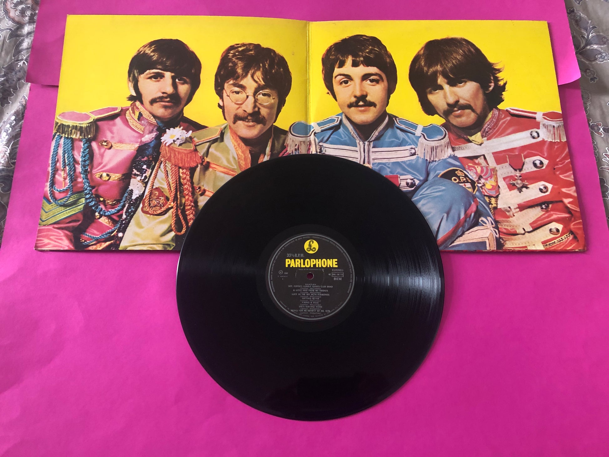 Beatles, The : Sgt. Pepper's Lonely Hearts Club Band (LP,Album,Reissue,Stereo)