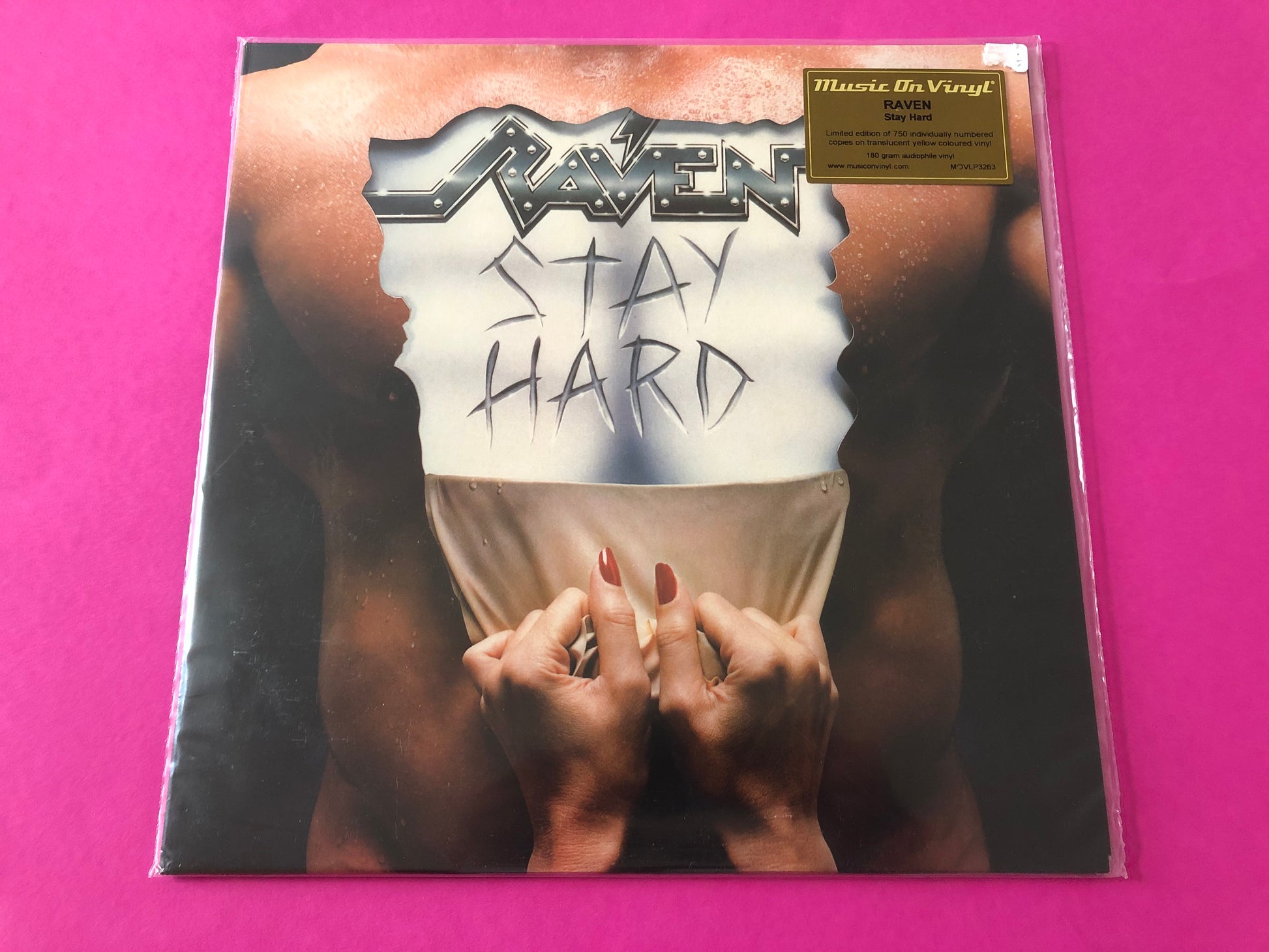 Raven (6) : Stay Hard (LP, Album, Ltd, Num, RE, Tra)