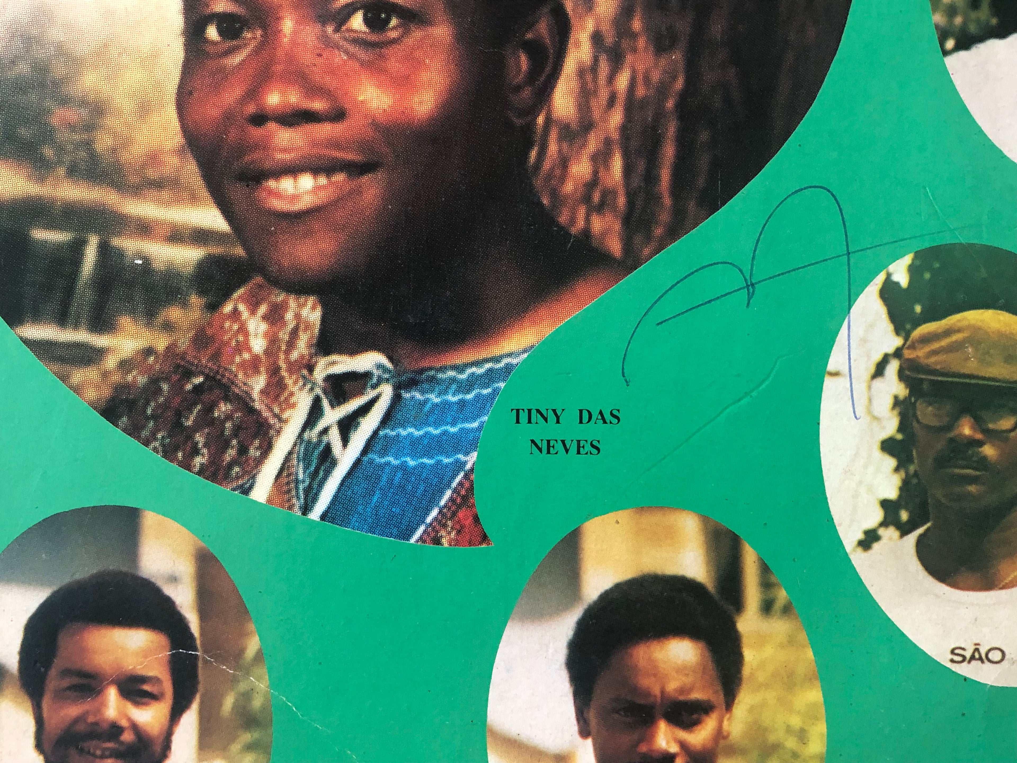 Tiny Das Neves & Conjunto Sol D'África : Africa É (LP,Album)