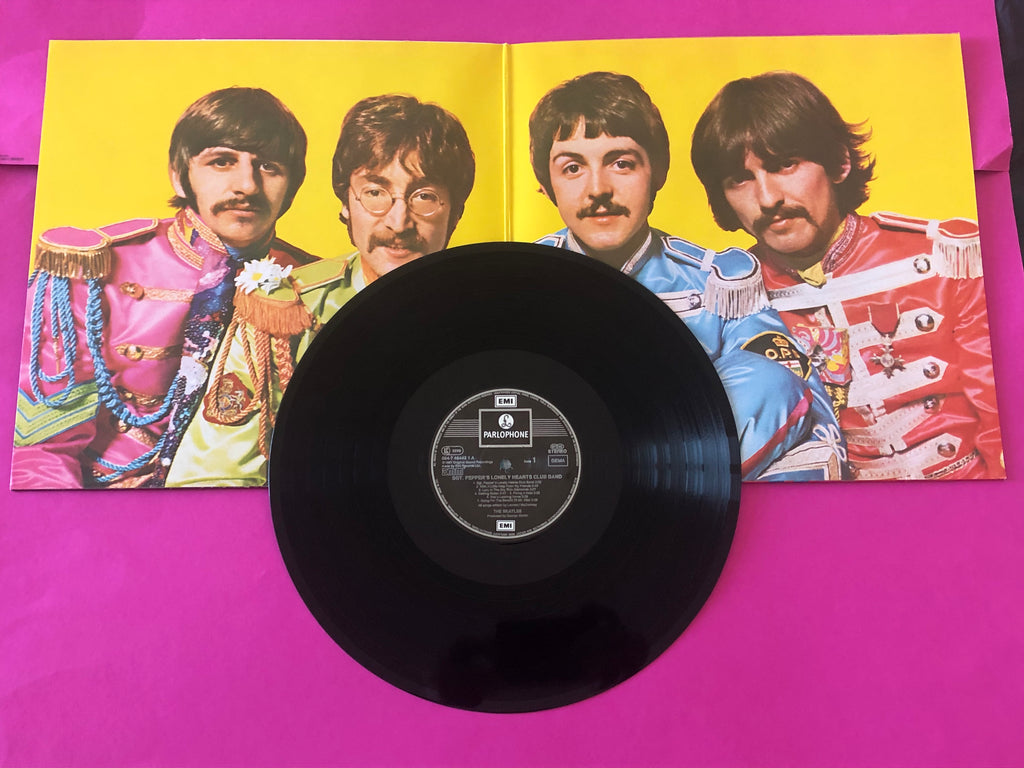 Beatles, The : Sgt. Pepper's Lonely Hearts Club Band (LP,Stereo,Album,Reissue)