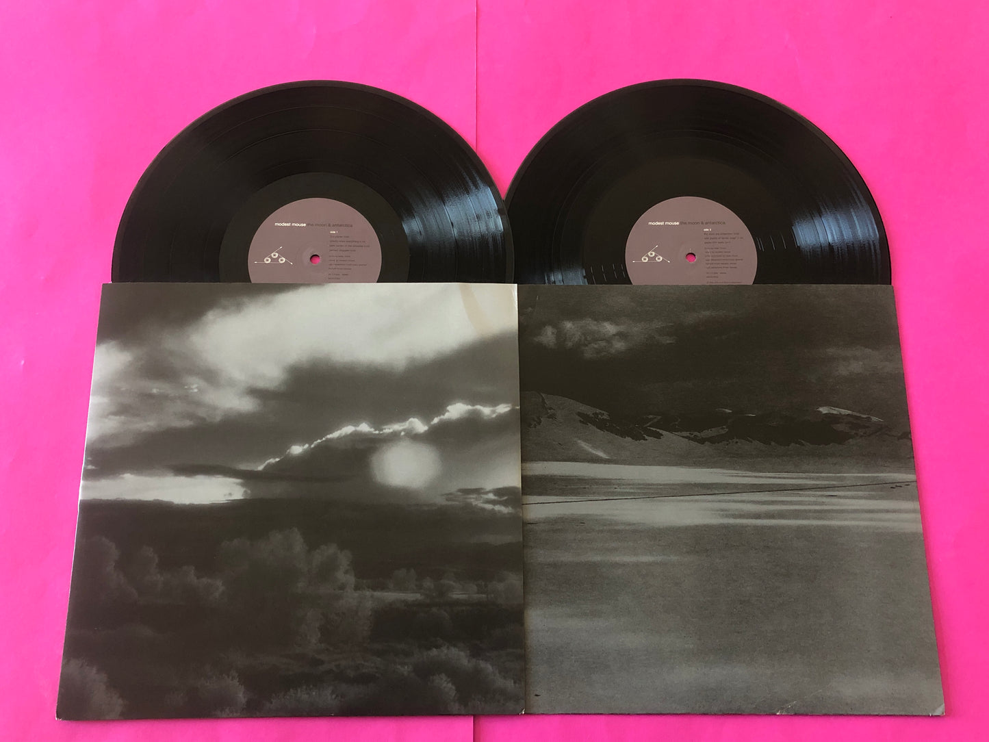 Modest Mouse : The Moon & Antarctica (LP,Album,Reissue,Remastered)