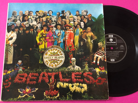 Beatles, The : Sgt. Pepper's Lonely Hearts Club Band (LP,Stereo,Album,Reissue)