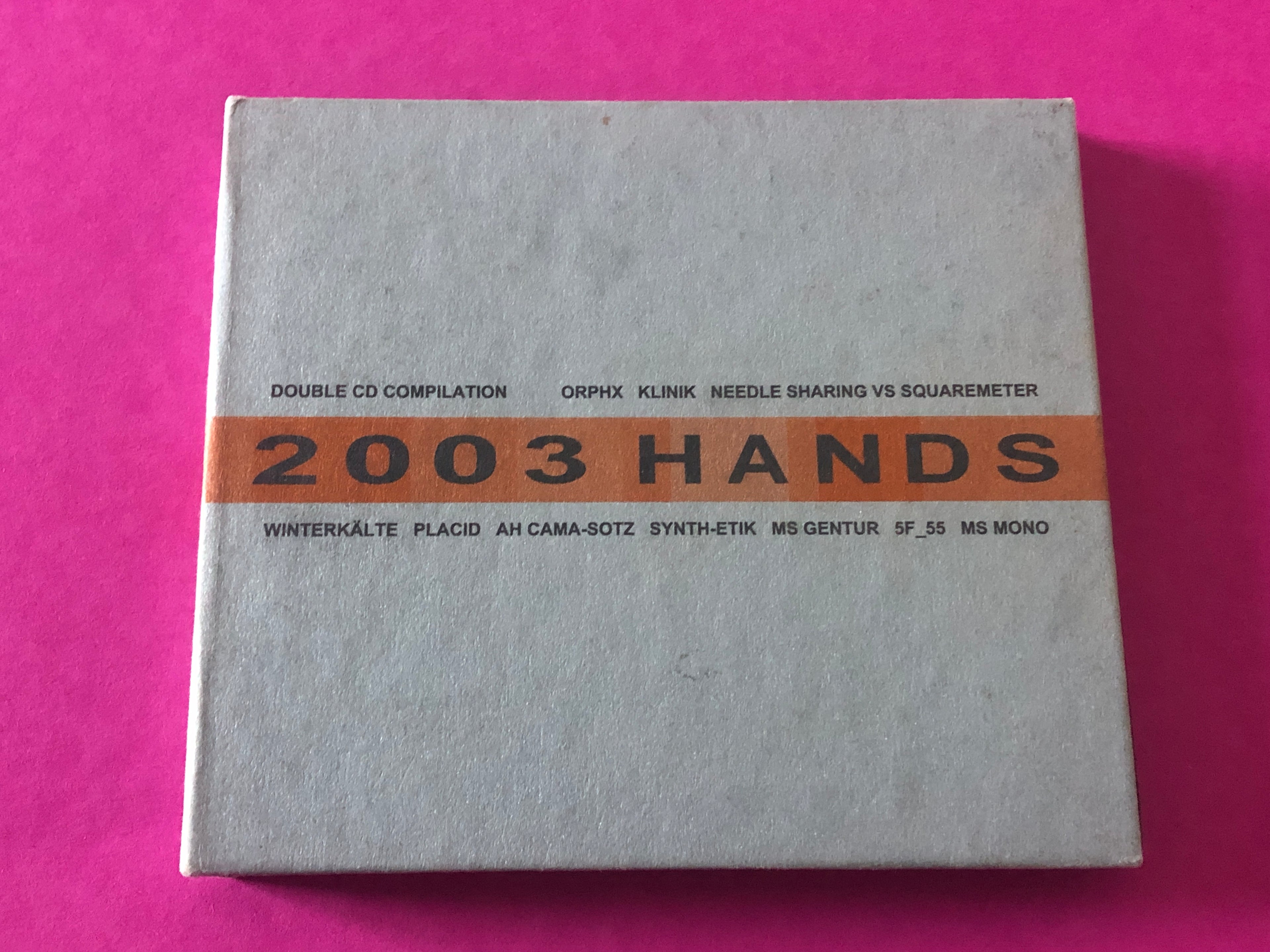Various : 2003 Hands (Compilation)