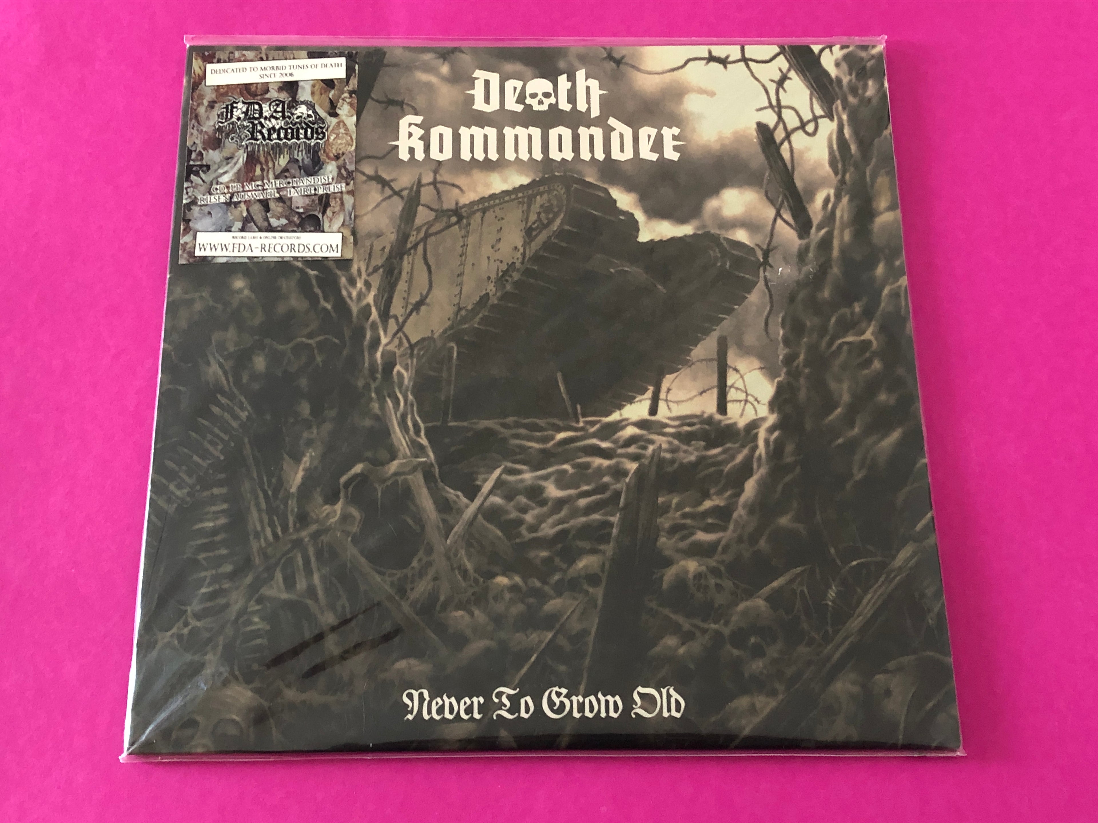 Death Kommander : Never To Grow Old (LP,Album,Limited Edition)