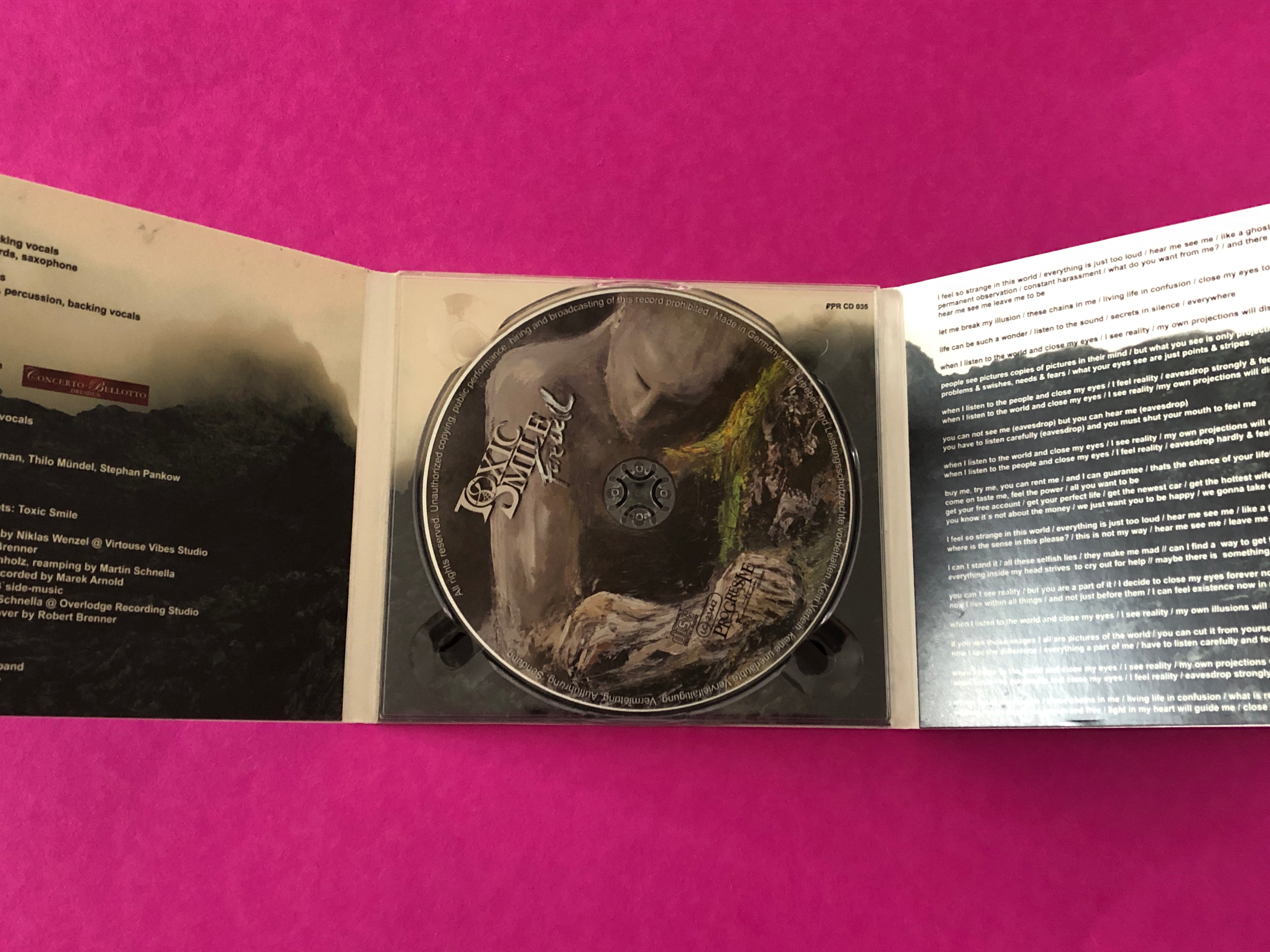 Toxic Smile : Farewell (Album)