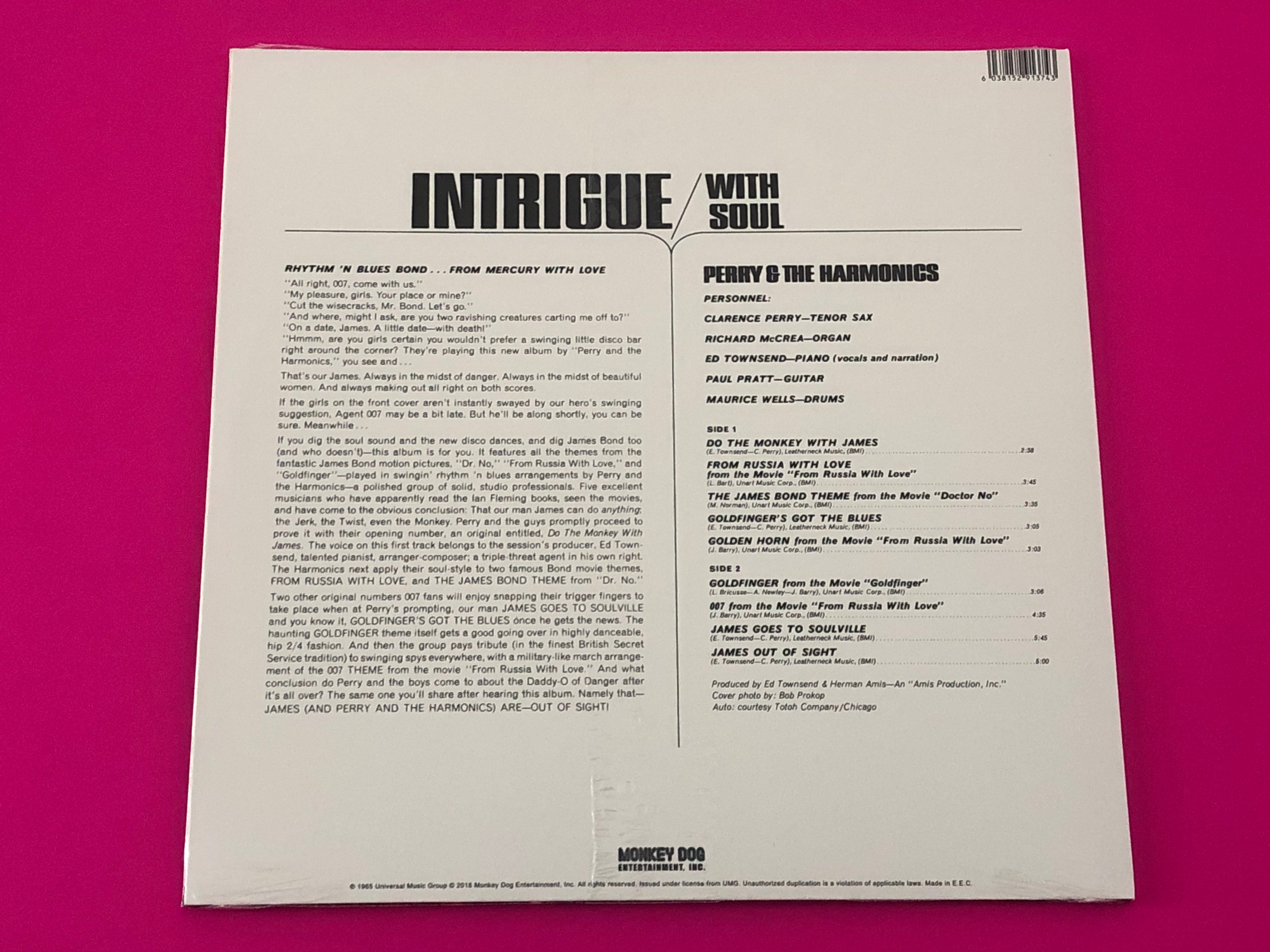 Perry & The Harmonics : Intrigue With Soul (LP, Album, RE)