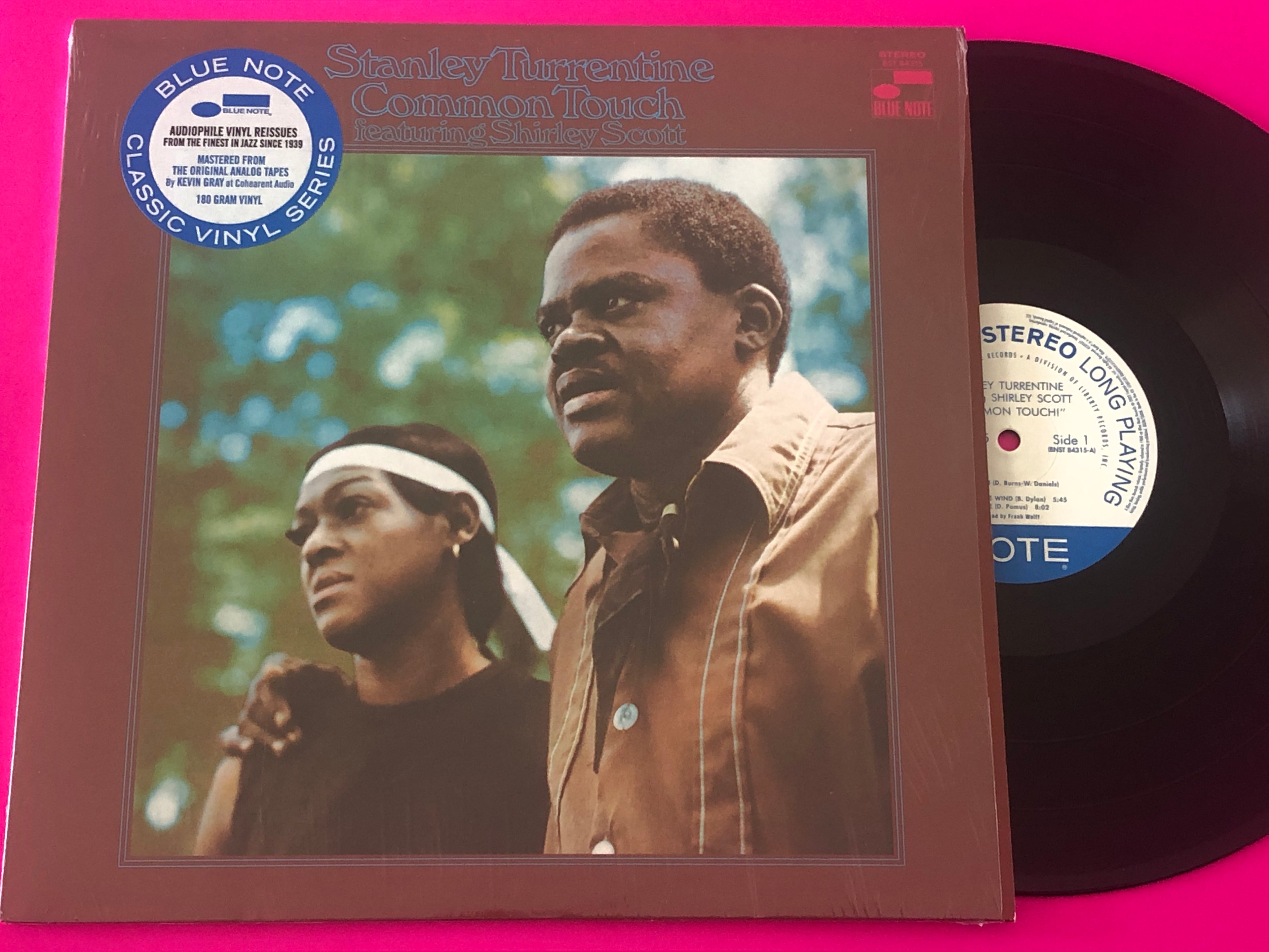 Stanley Turrentine Featuring Shirley Scott : Common Touch (LP, Album, RE, 180)