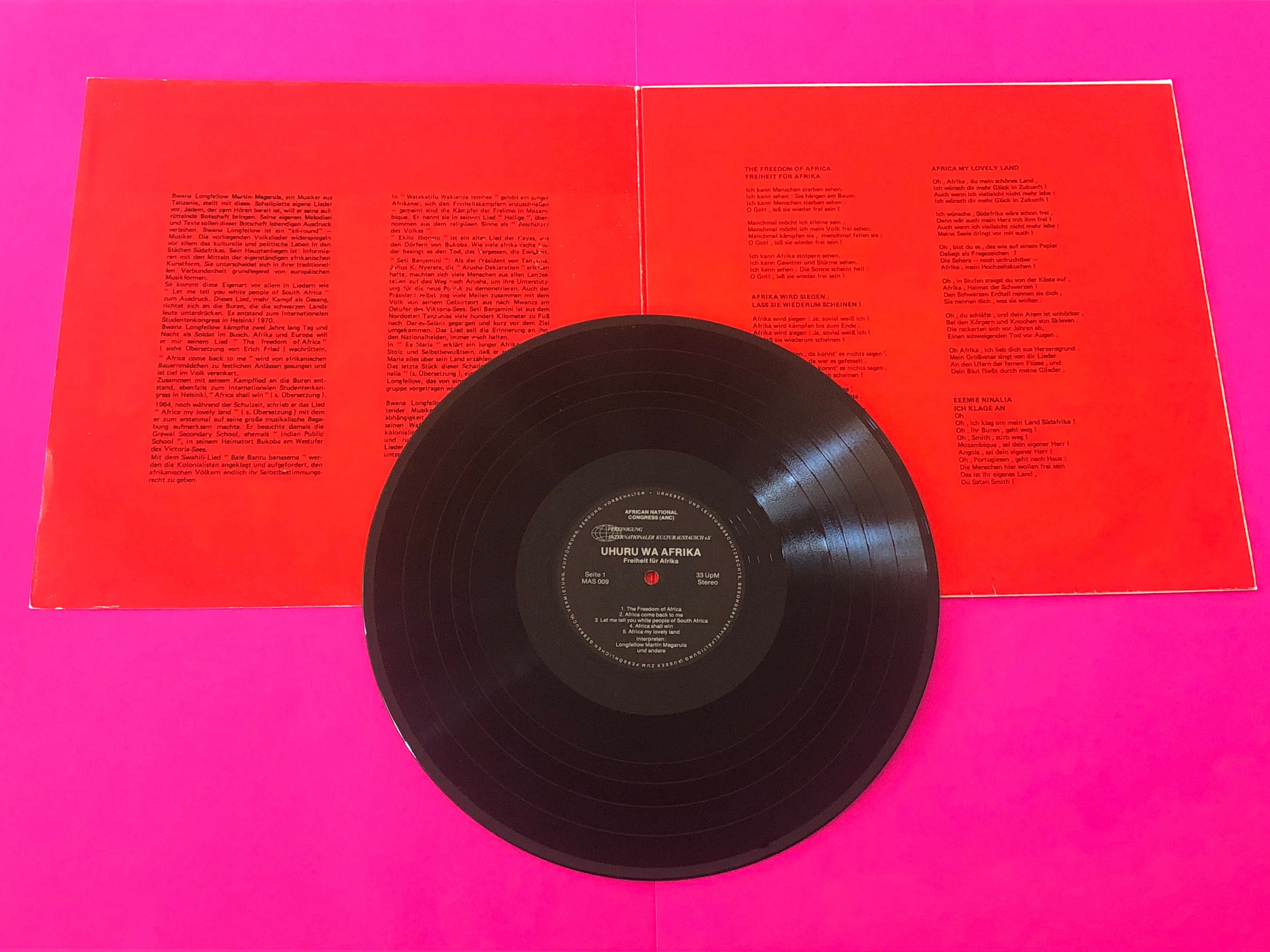 Longfellow Martin Magarula Und Unknown Artist : Uhuru Wa Afrika - Freiheit Für Afrika (LP)