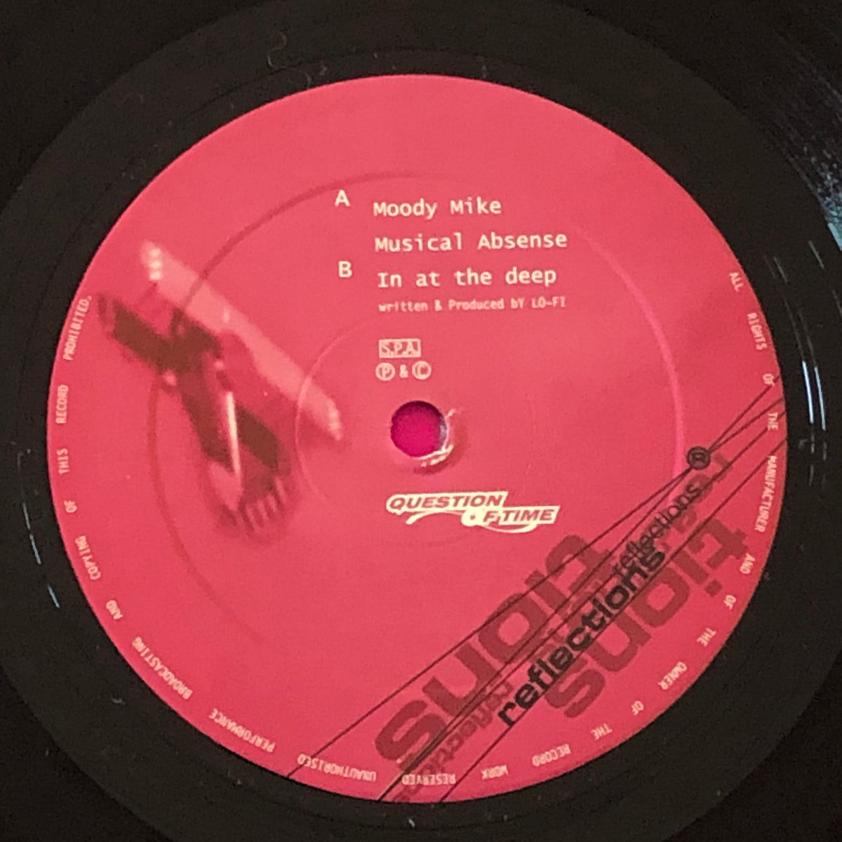 LO-FI (7) : Reflections E.P (12", EP)